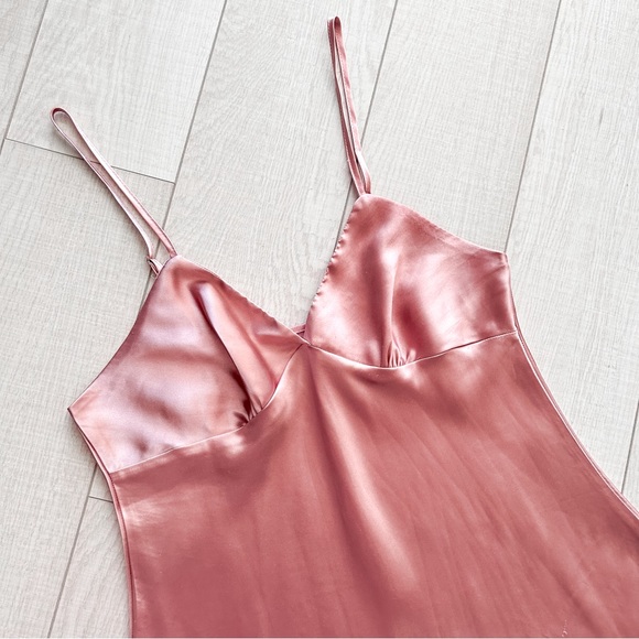 Pink satin slip mini dress - Picture 4 of 13